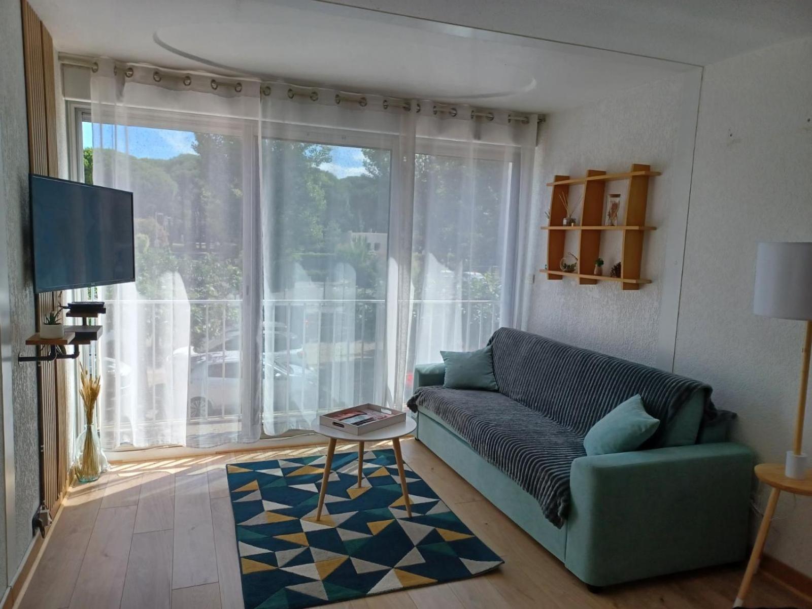 Studio Centre-Ville A 2 Pas De La Plage 라그랑모트 외부 사진